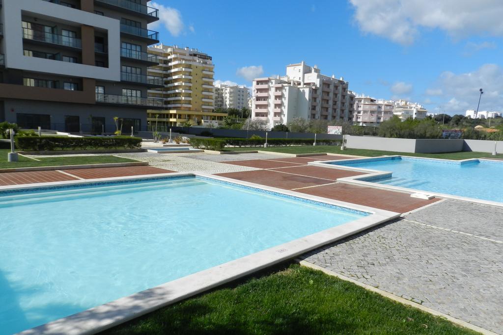 Rocha Tower Apartments Портіман Екстер'єр фото